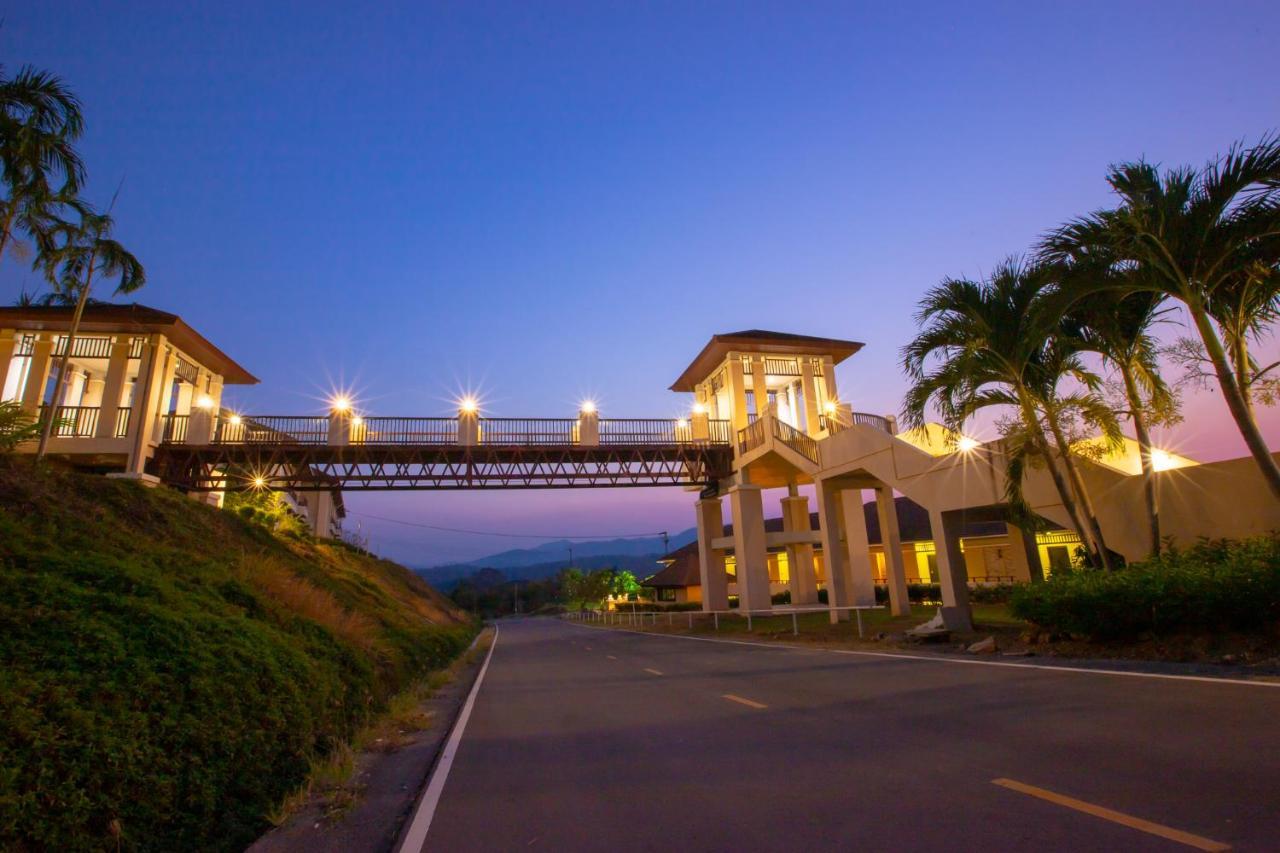 Leaves Valley Resort Nong Ya Plong Exterior foto